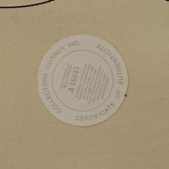 3 Collectors Corner Inc oil paintings - all have certificate of authenticity - Picture 3 of 7